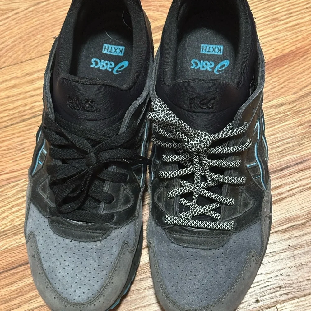 ASICS Men's Black and Teal Sneakers - Picture 3 of 9